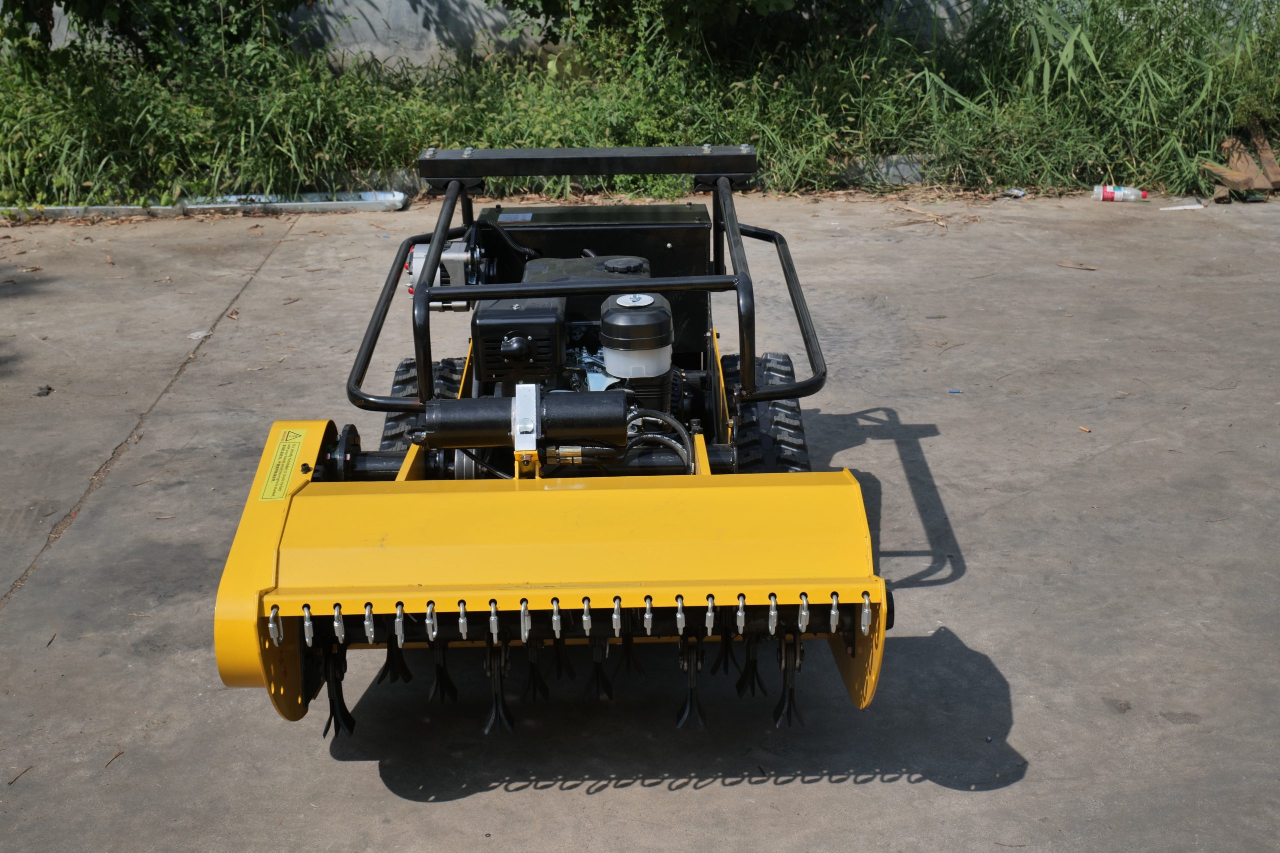 FY-80 Chain-Type Lawn Mower view 2